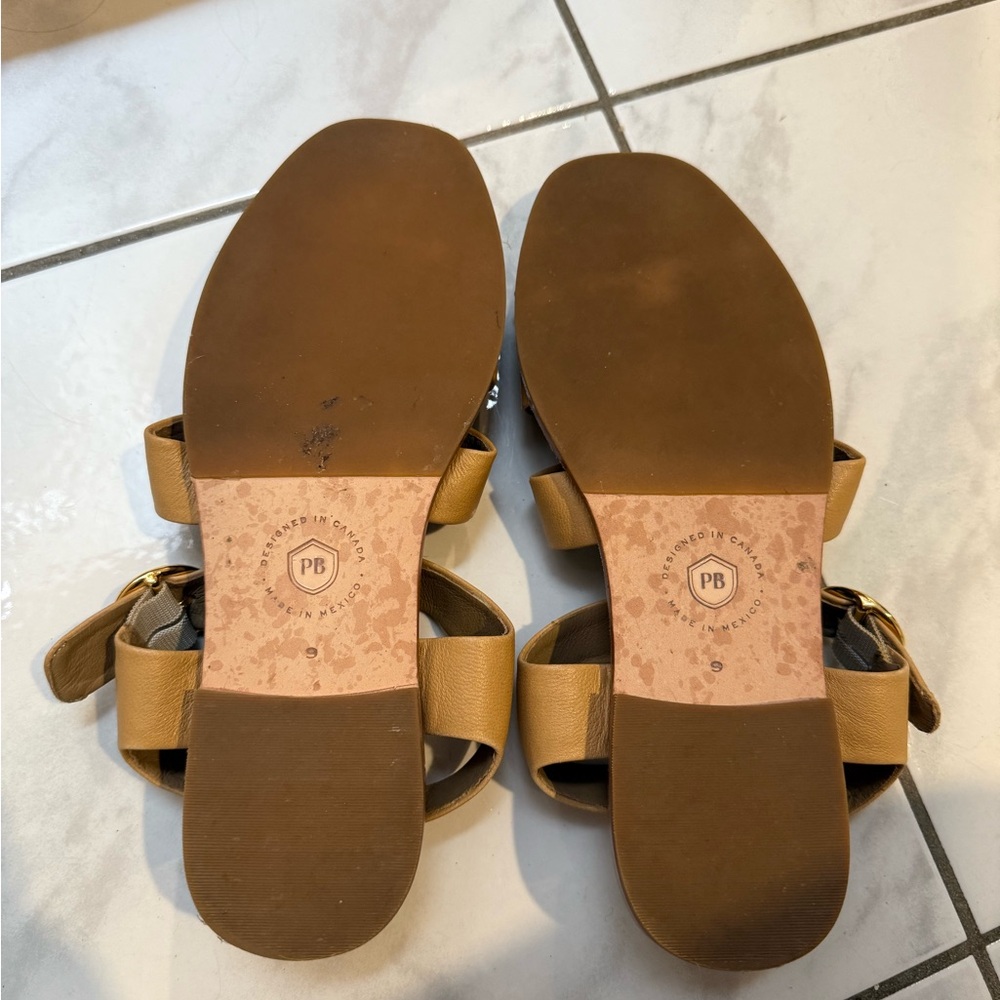 Poppy Barley Women’s Tan Sandals - Picture 3 of 3
